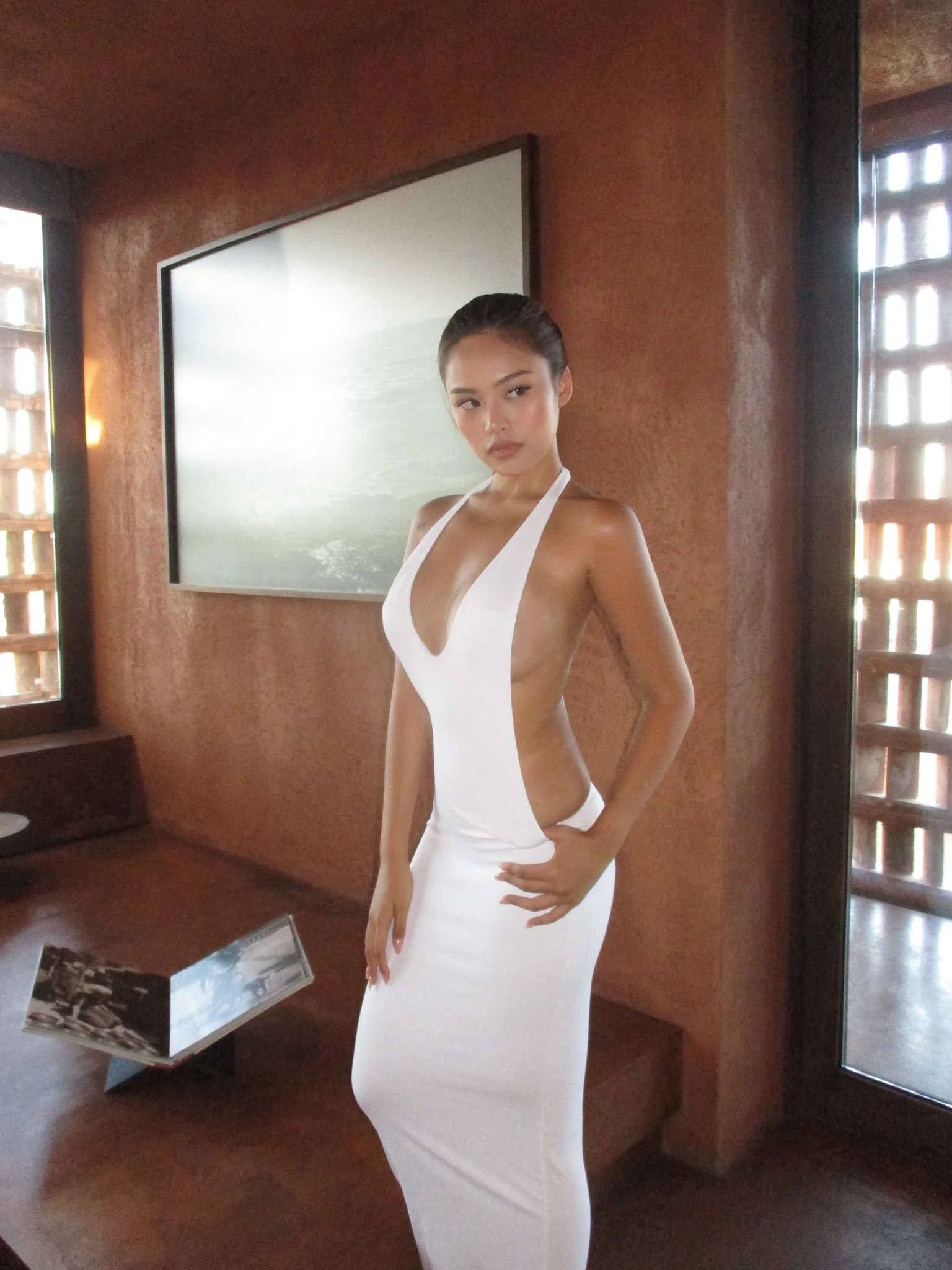European and American Ins Style Deep V-Neck Waist sexy, Solid Color Simple and Advanced, Hollow Backless Hanging Neck Dress