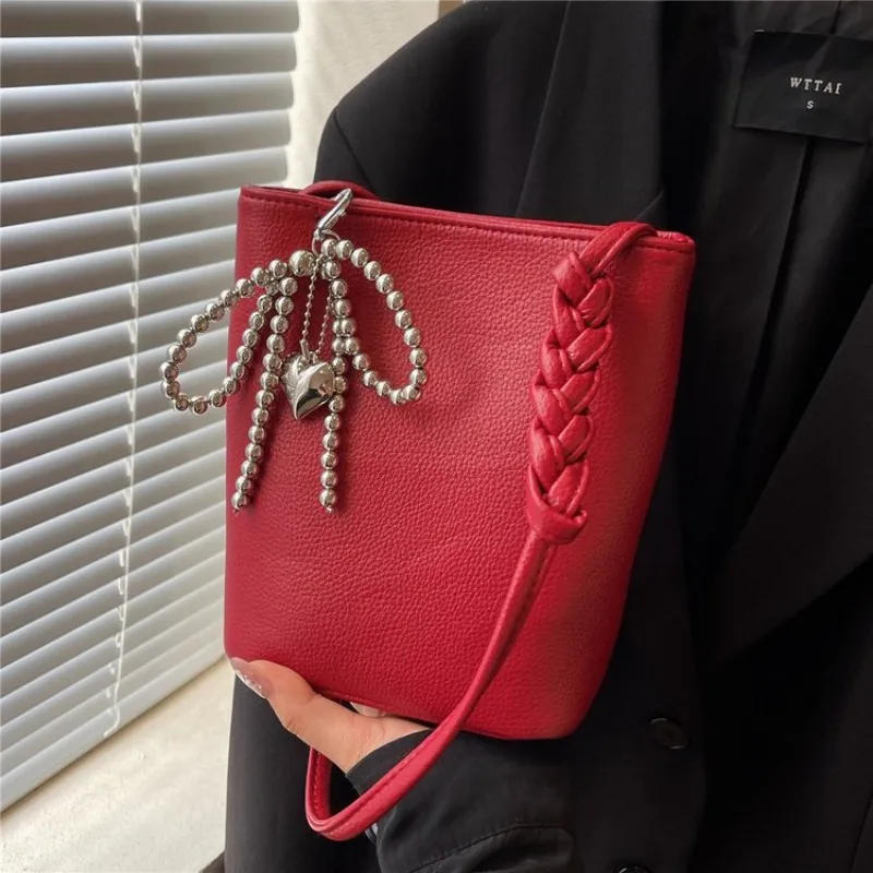 

Classic Elegant Handbag For Women Fashionable Crossbody Bag Luxury Leather Tote With Unique Texture Perfect As A Chic Diaper Bag