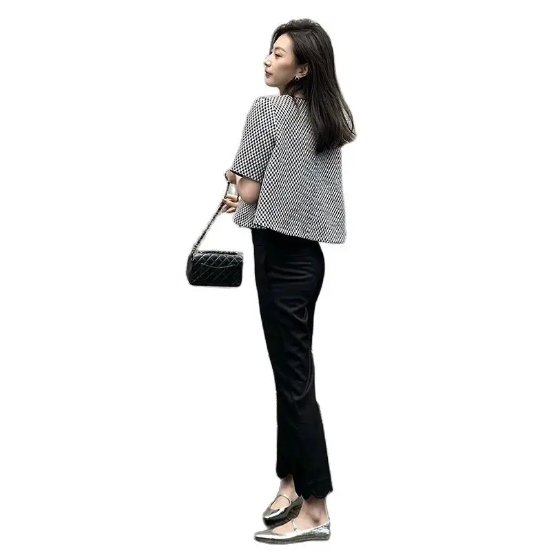 Elegant Women T-shirt Suit Round Neck Black White Plaid Loose Top And Petal Edge Slim Ankle-Length Pants Summer Fashion Twinsets
