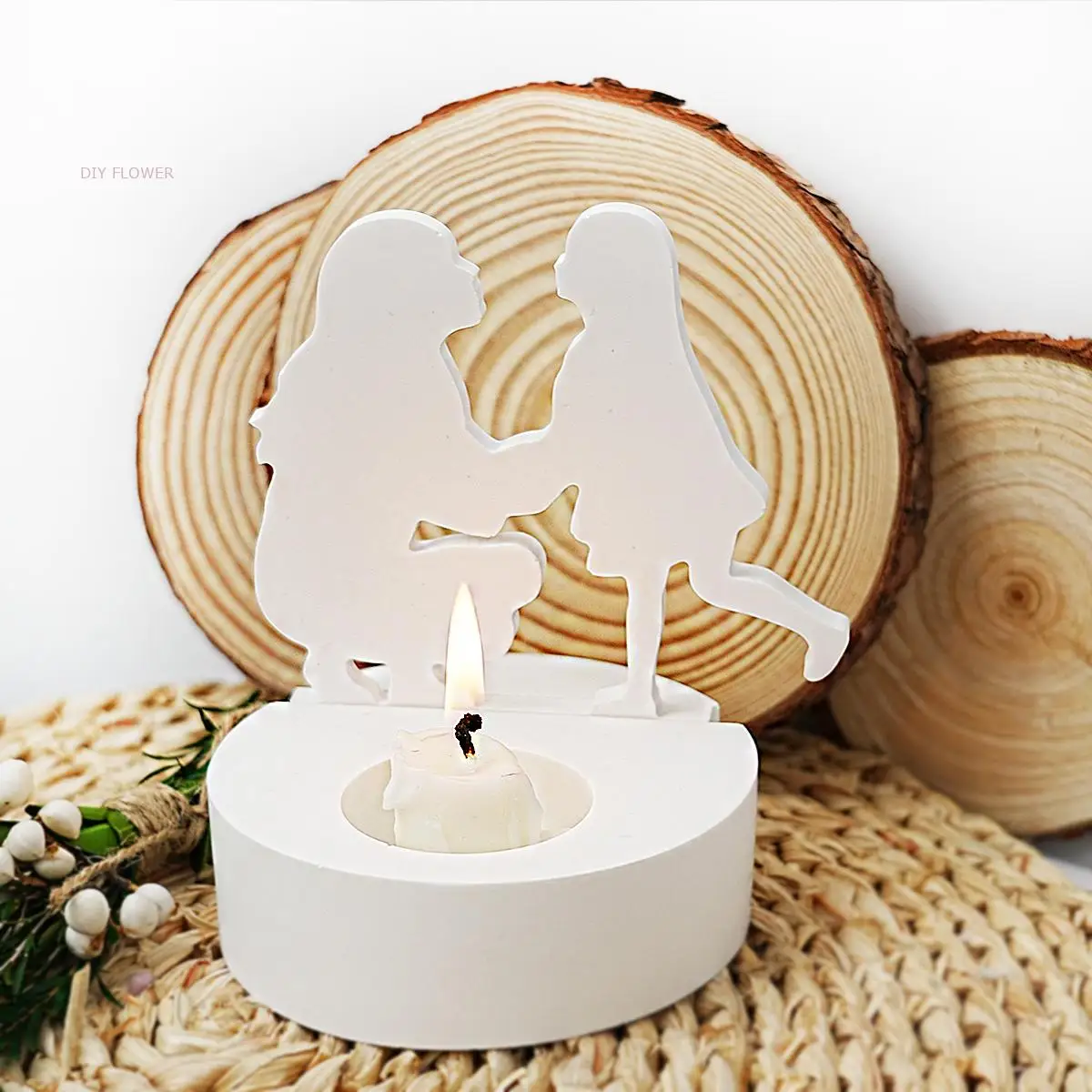 Mother and Daughter Candle Holder Silicone Mold DIY Squatting Mom Dancing Girl 3D Candlestick Mold Mother\'s Day Gift Home Decor