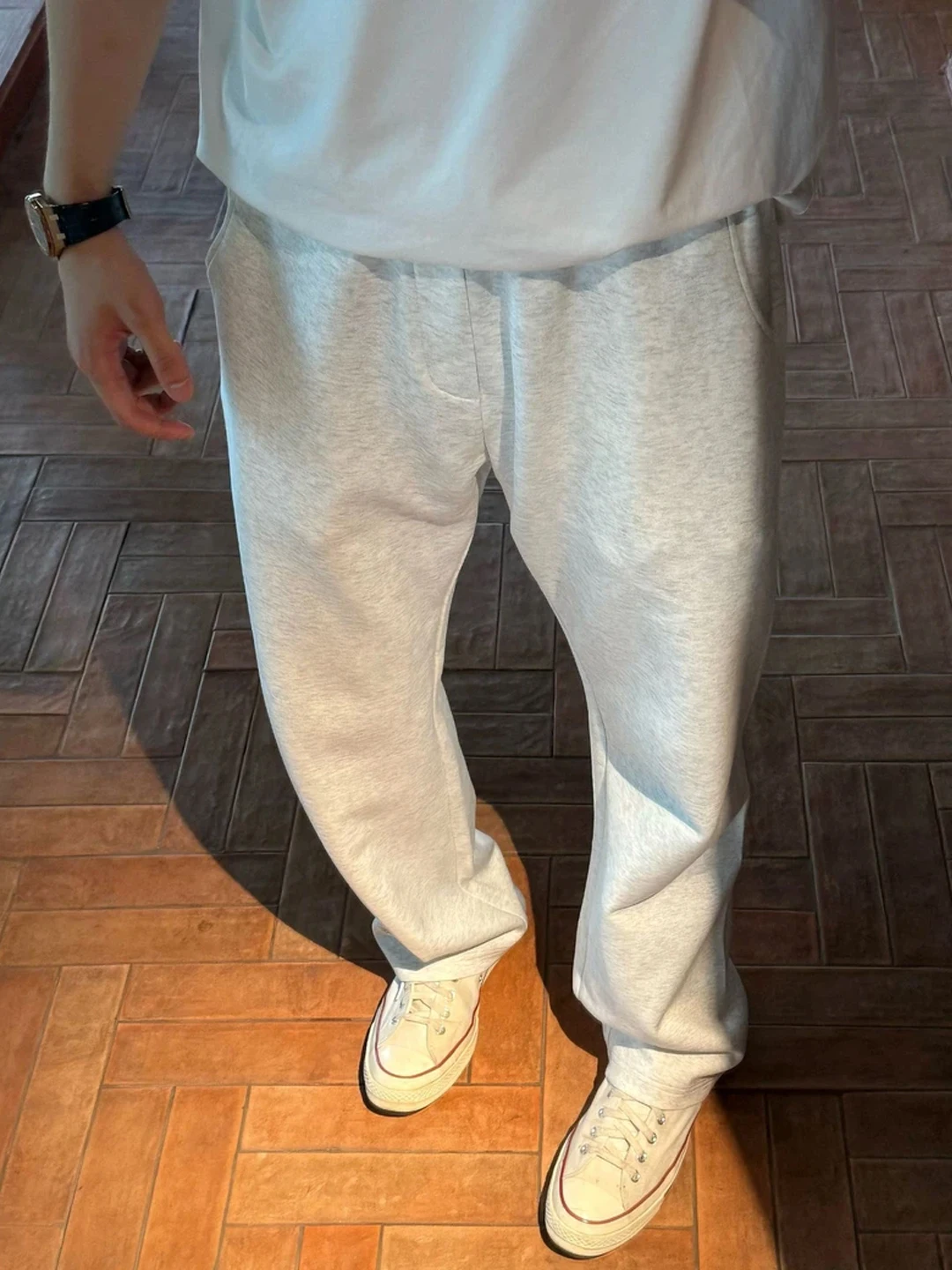 

Серые спортивные брюки в американском стиле с изогнутым кроем, мужские повседневные брюки прямого кроя, модная свободная одежда на осенний сезон