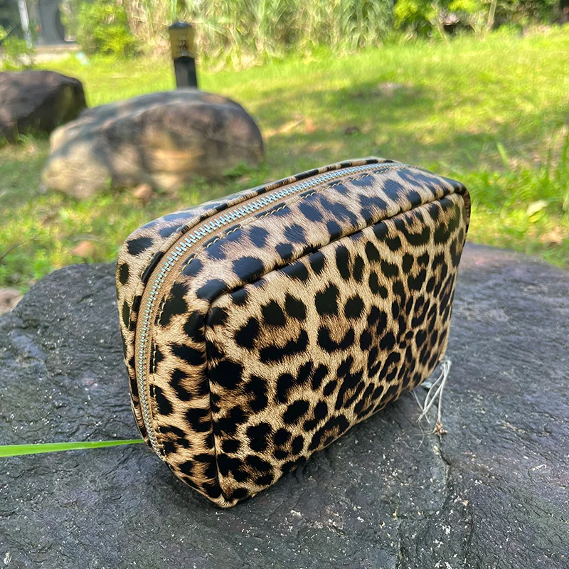 Small Genuine Leather Leopard Print Storage Bag Cowhide Mini Card Wallet Women Gift Lipstick Cosmetic Bag Fashion Makeup Bag