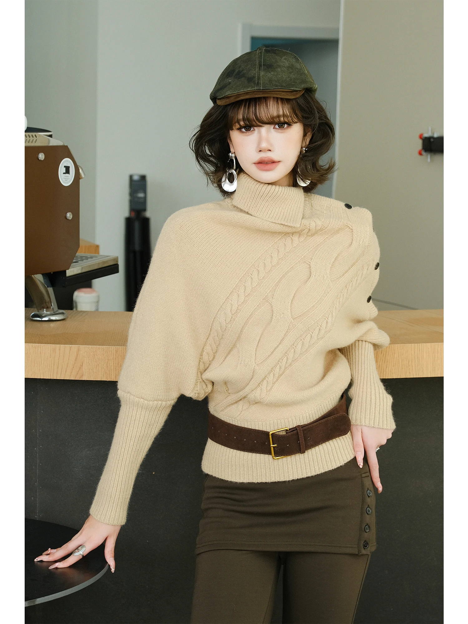 

Вязаный свитер MIUCO с высоким воротом, асимметричный, свободного кроя, женская повседневная одежда, зимний сезон, цветная застежка, стандартная длина рукава