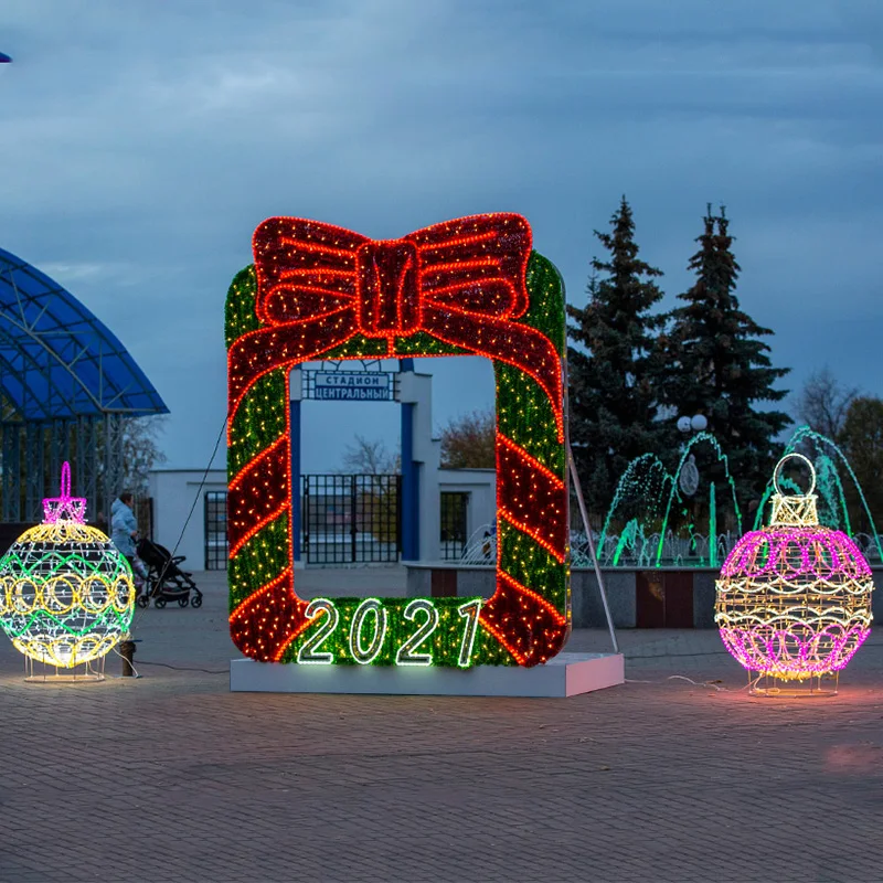 so-2022 Hot Selling 3d Giant Ball Arch Christmas Motif Lights Decoration!