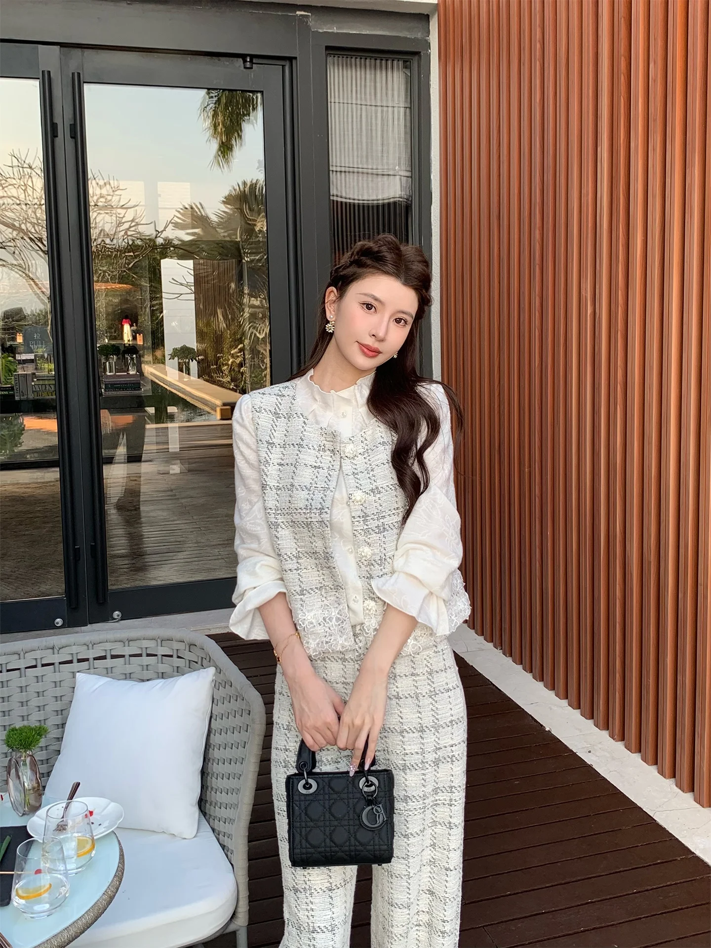 

Kun Total Heavyweight Knitted Small Fraance Sle Set Women Ele Nature Straight Leg Pants Two Piece Set Faionable Spr...