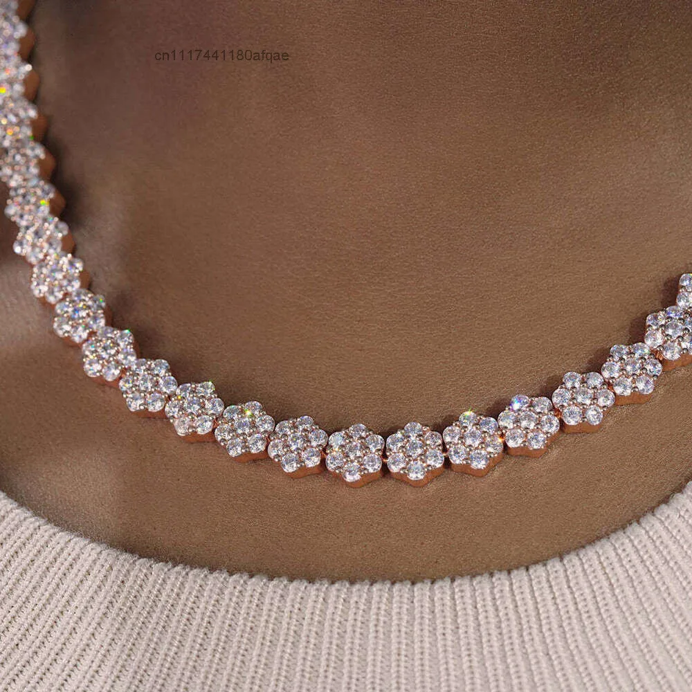 New Design Hip Hop Jewelry Custom Moissanite Diamond Cuban Chain 18k Gold Plated Iced Out Heart Tennis Necklace for Women.