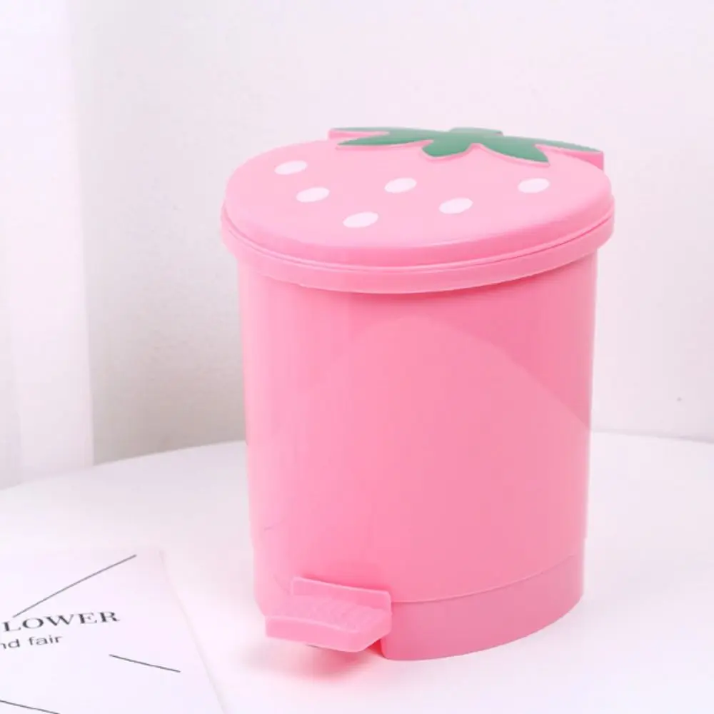 New Mini Strawberry Trash Can Cartoon Cute Tabletop Organzier Holder with Lid On-board Trash Can Car