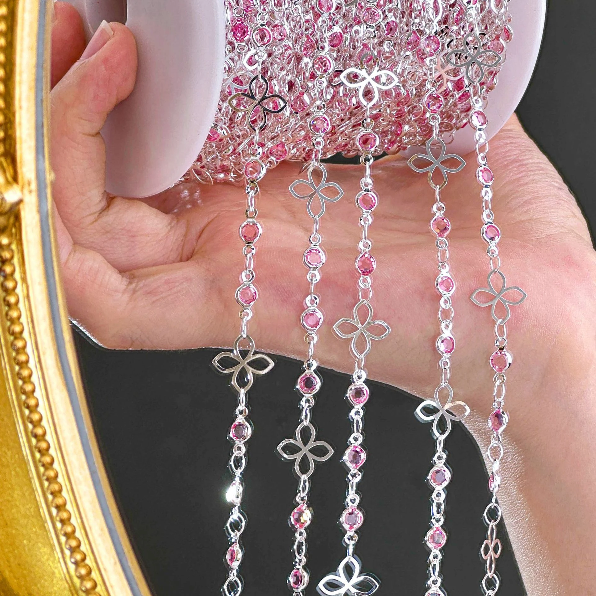 0,5/1/2M Exquisite Vintage-Blumen-Hohlkette mit Glasrhinestonen für Schmuckherstellung DIY Halsketten Armbänder Zubehör