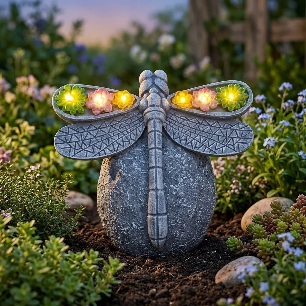 Resin Solar Light for Garden Decoration Dragonfly and Floral Pattern Automatic Day Charge Night Glow 18.5x14.5x14cm