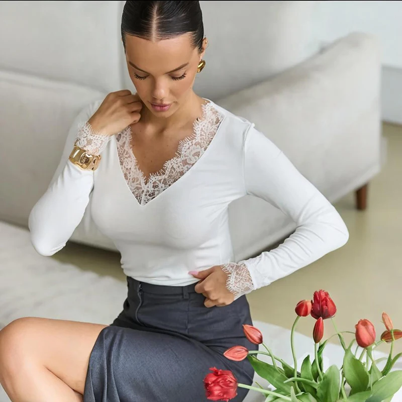 

V neck Lace T shirt Top Women Sexy Navel Exposed Pullover Fashion Splice Hot Girl Club Party Top Autumn New Lady T shirt