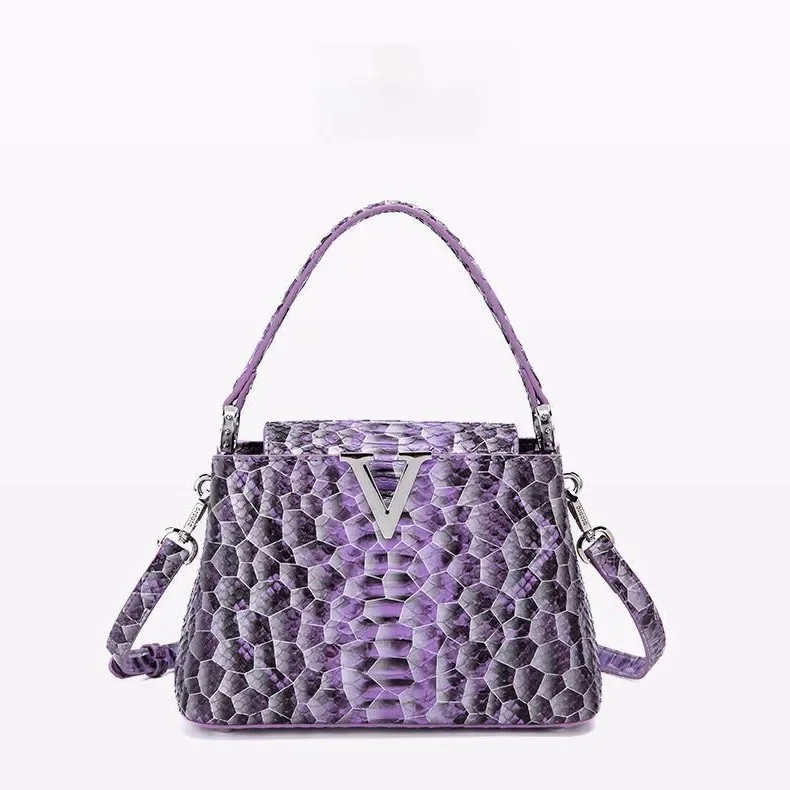 

2025 New Tote Bag Large Capacity Shoulder Bag with Contrast Trim Lightweight Luxury Handbag for Women, Office & Travel Essential