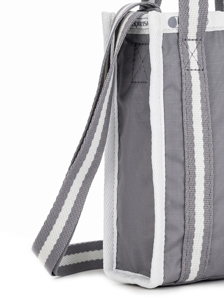 

LeSportsac Classic Series Casual Stripe Leisure Walking Bag Versatile Simple Crossbody Bag Soft Handle Commuter Small Size