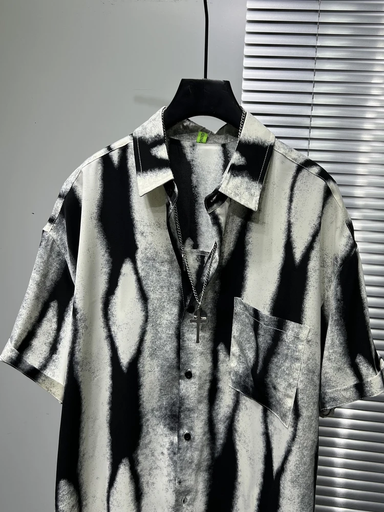 Men's 2025 Summer New Thin Original Personality Irregular Printed Tops Loose Handsome Shirts Men's Trendy Contrast Color Shirts