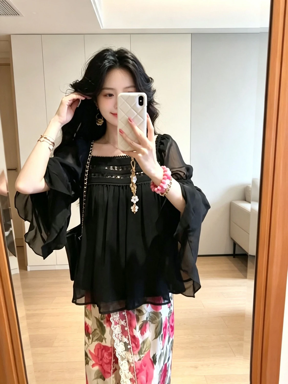Elegant Pure Color Black Lace Square Collar Long Sleeve Bell Sleeve Women's Fashion Top Trendy Commute Style Korean Loose Fit 3