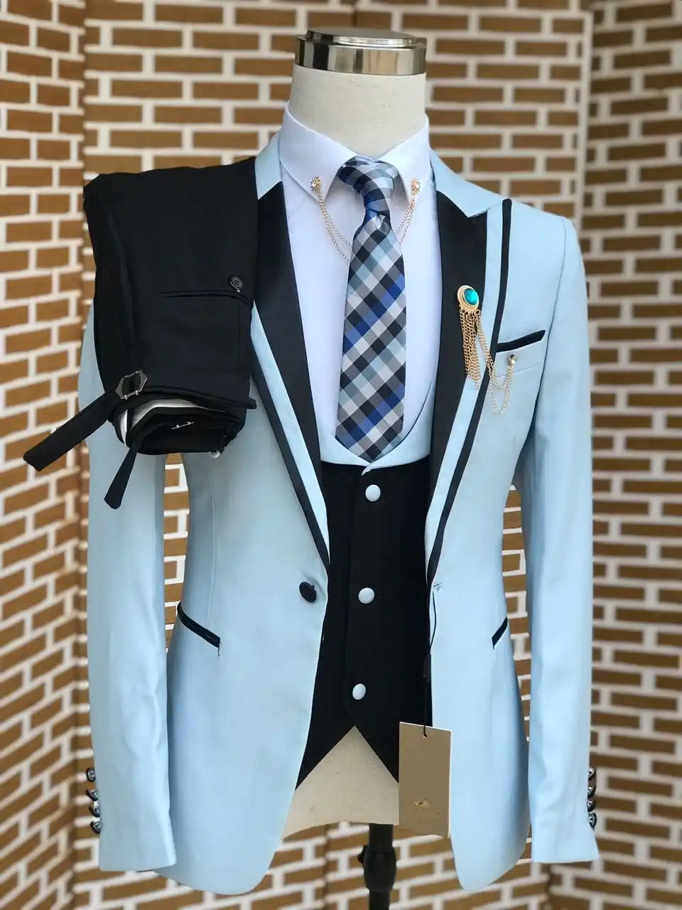 

3 Pieces White Suits For Men Slim Fit Peaked Lapel Wedding Tuxedos Groomsmen Formal Prom Suits Jacket Pants Vest 2025