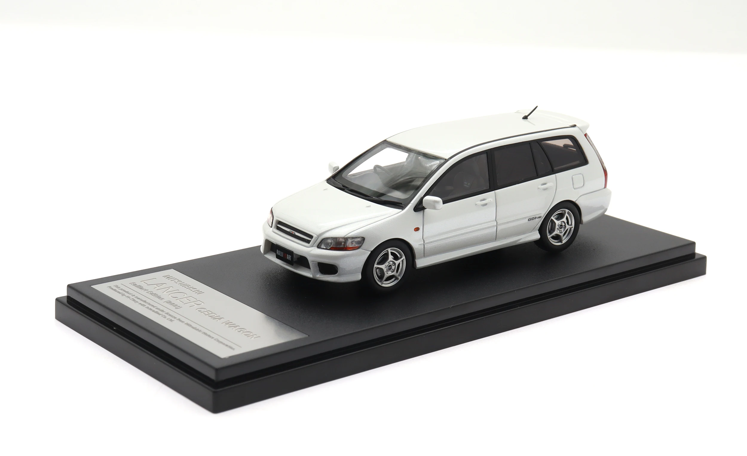 HI-STORY 1:43 Mitsubishi Lancer Wagon Resin Diecast Car