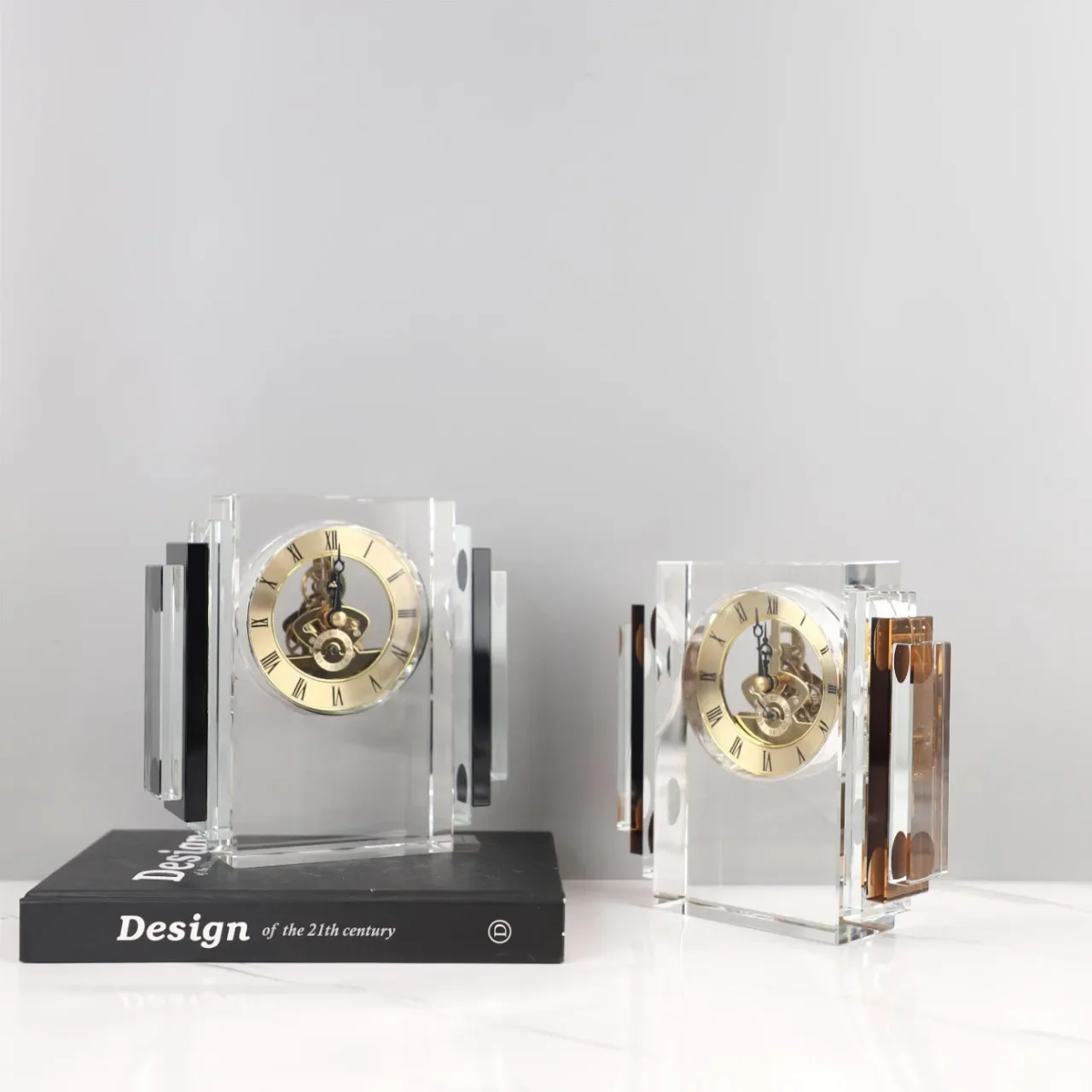 Orologio meccanico moderno e semplice in cristallo geometrico, orologio da tavolo, ornamento da tavolo, ingresso, mobile TV, decorazione della casa