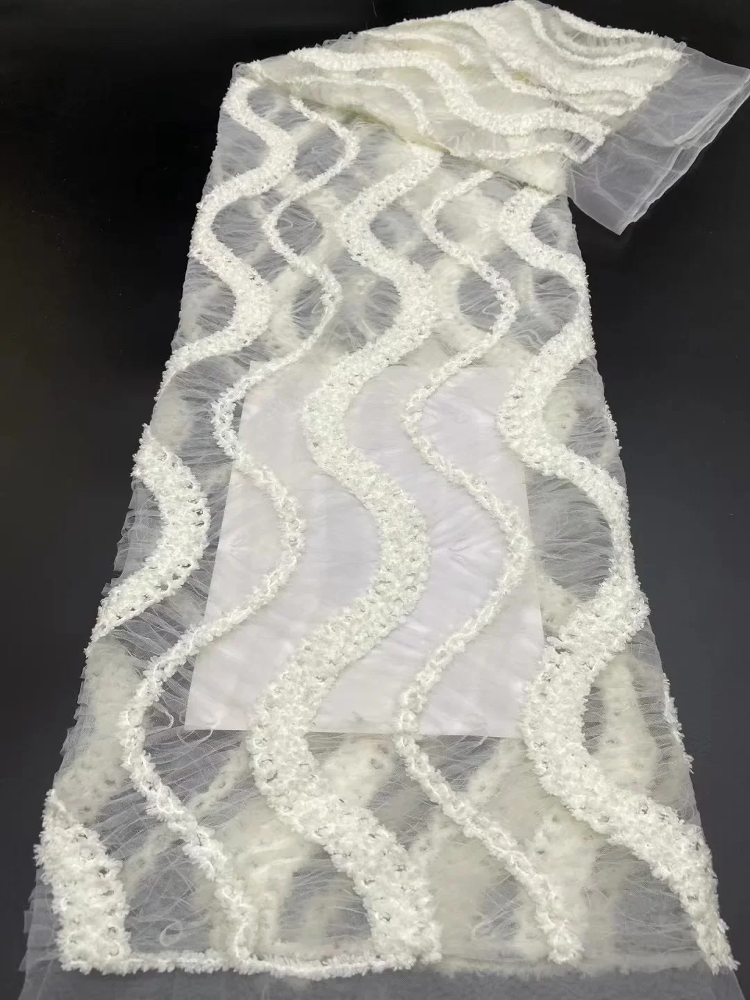

French high-quality 3D floral lace fabric with applique embroidery and African luxury mesh lace fabric for wedding dresses
