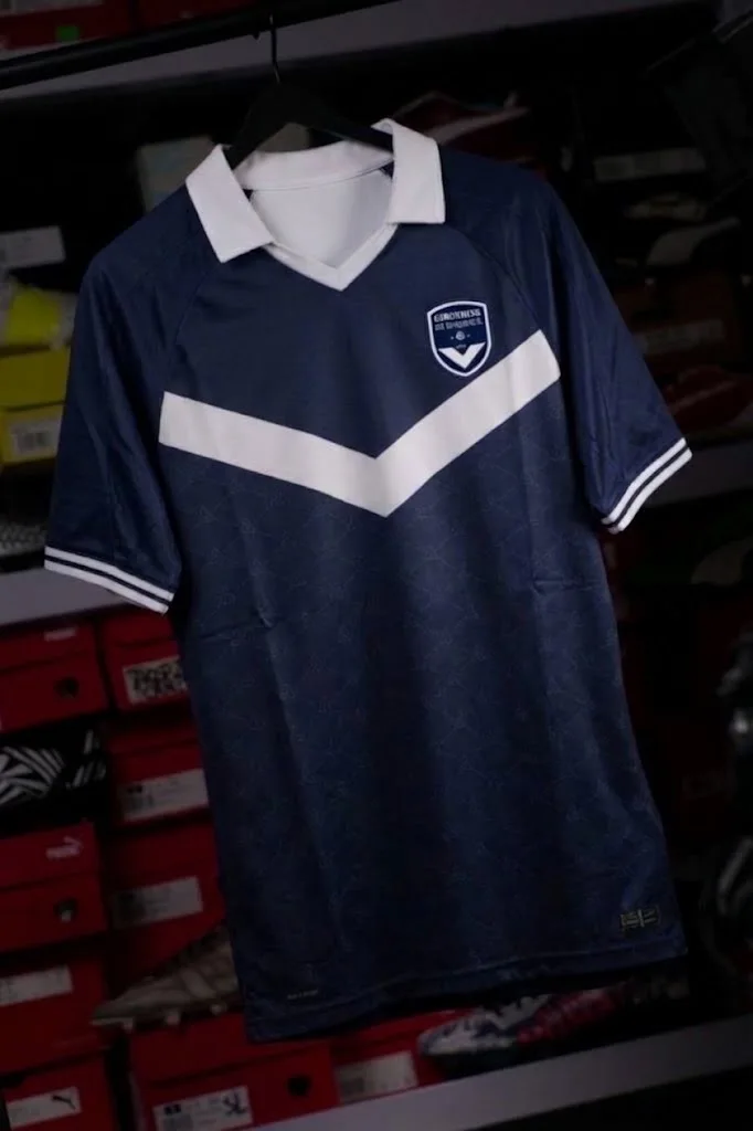 2026/27 Bordeaux Retro Polo Jersey Family Matching Outfits Dad Son Navy Blue V-Shape Soccer Shirt Quick Dry Parent Child Clothes