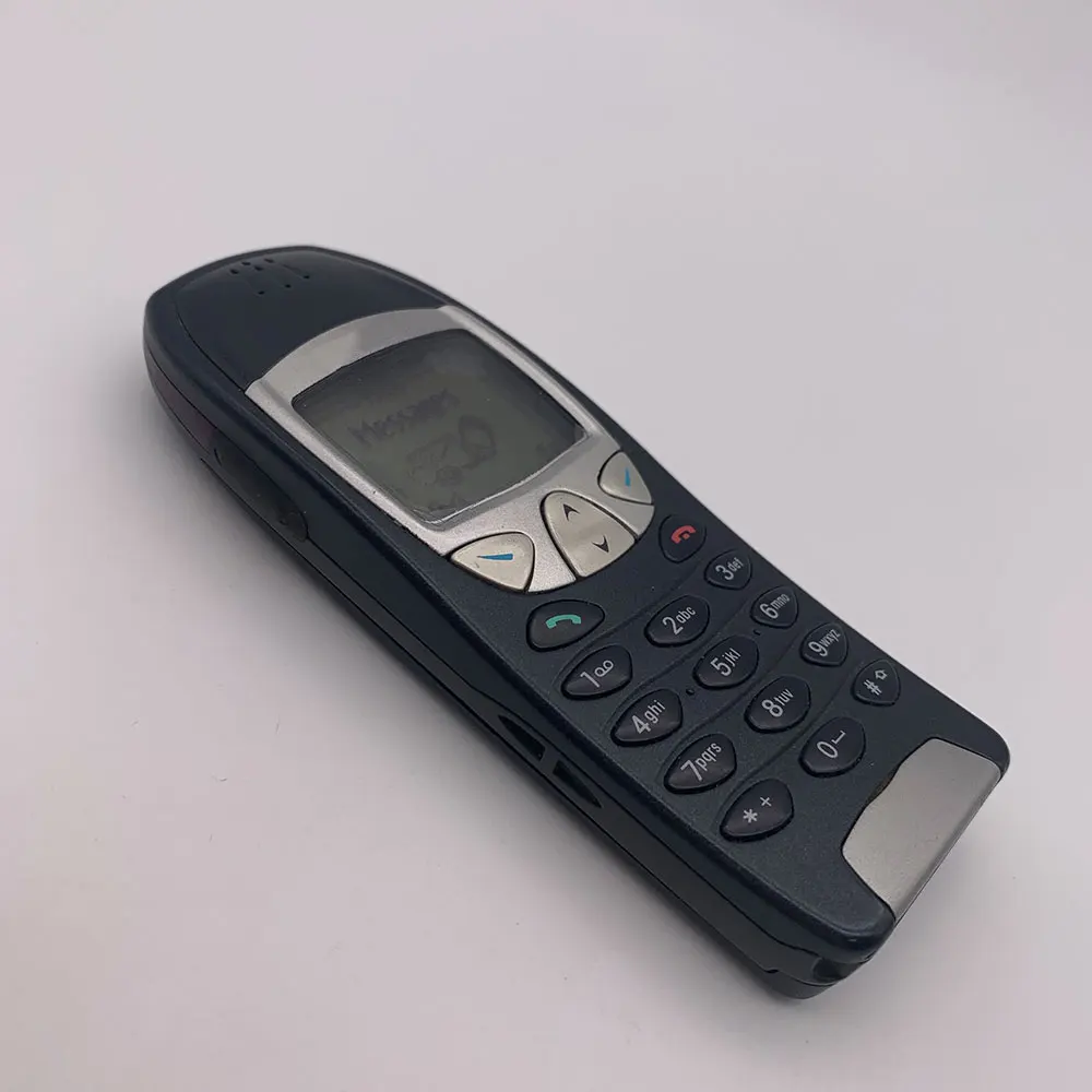 لوحة مفاتيح إنجليزية أصلية غير مقفلة 6210 بشريحتين GSM 900/1800 1050 مللي أمبير في الساعة مصنوعة في فنلندا