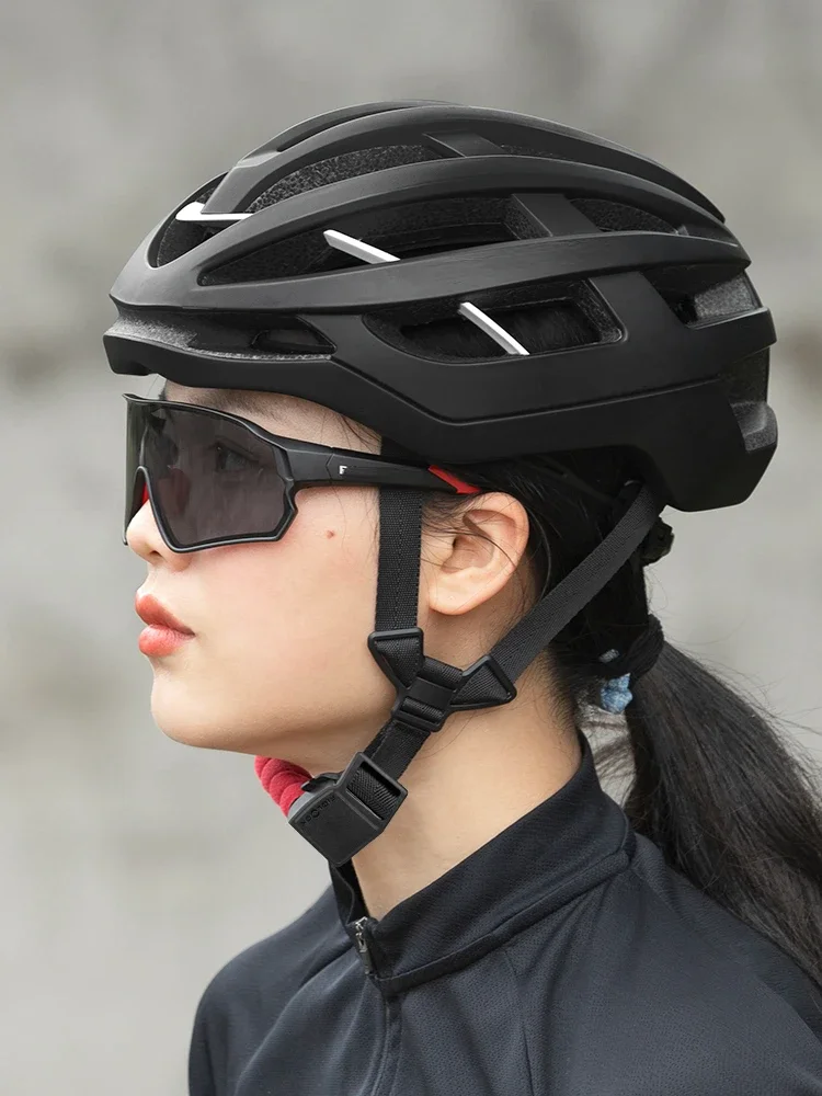 

Riding Helmet Pneumatic Bicycle Helmet Integrated Safety Helmet Men's Mountain Highway Vehicle Equipment