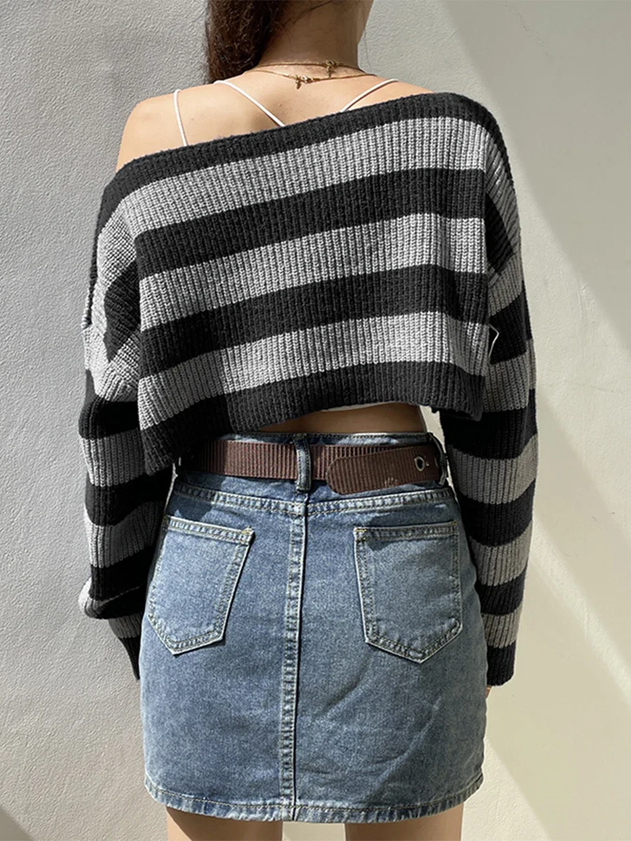 Women Vintage Striped Print Sweater Fashion Off-Shoulder Boat Neck Long Sleeve Cropped Sweaters 2024 Loose Casual Knitted Tops