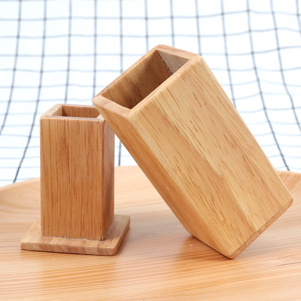 

Simple Oak Toothpick Holder Organizer Natural Wooden Toothpick Box Carrier Creative Table Decoration for Home Restaurant Office