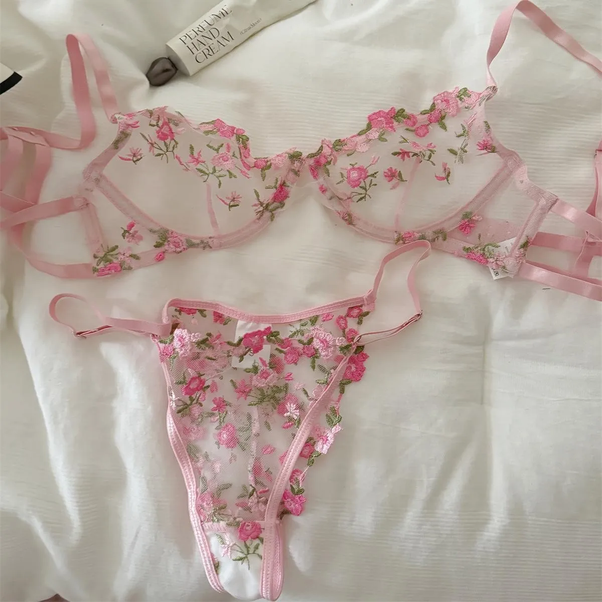 niche-de-style-francais-rose-bonnet-fin-broderie-de-fleurs-dentelle-support-superieur-sexy-ensemble-de-lingerie-respirante
