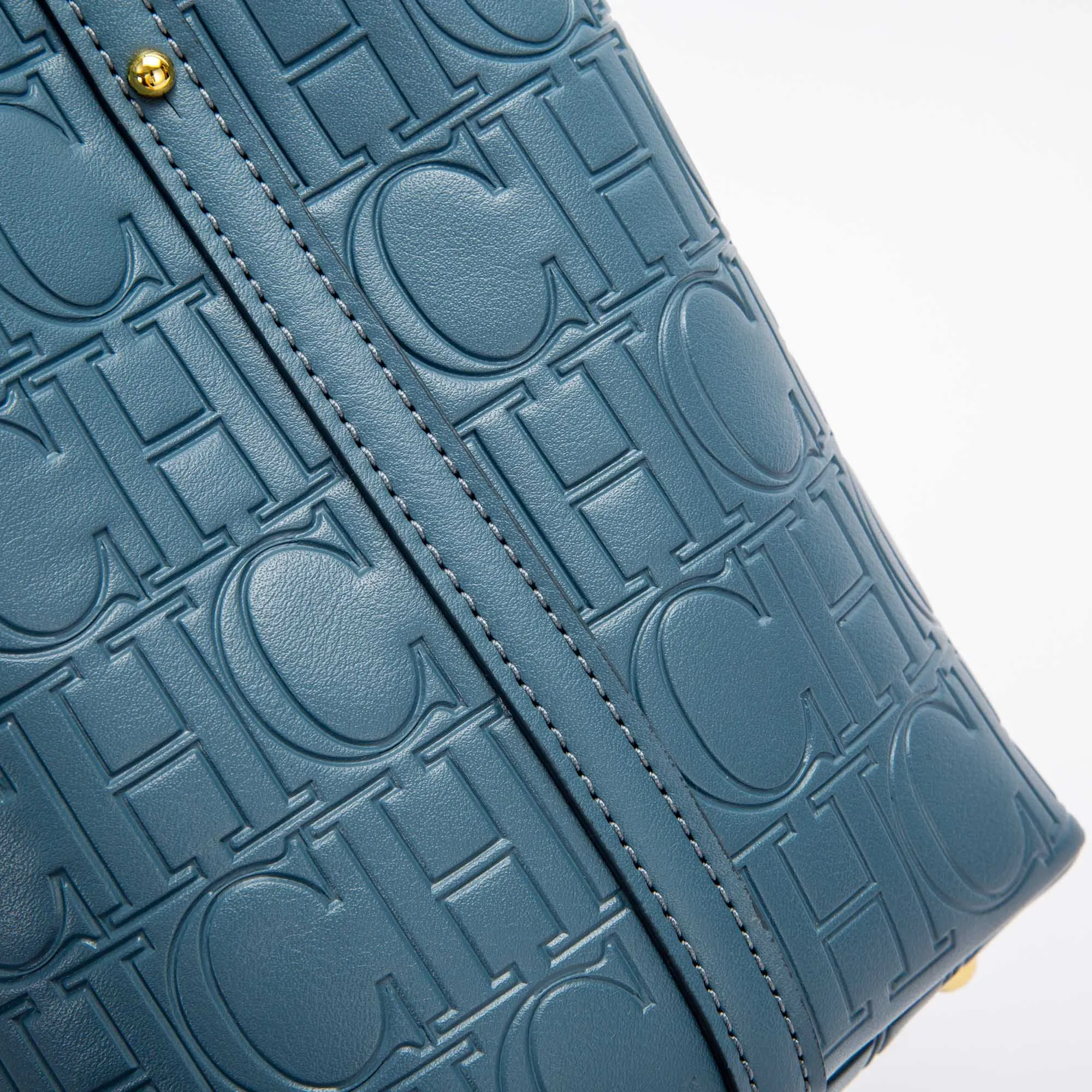 レタープリントメタルロックバックルアクセサリー絶妙で多用途な新ファッションソリッドカラーシンプルな女性のハンドバッグ