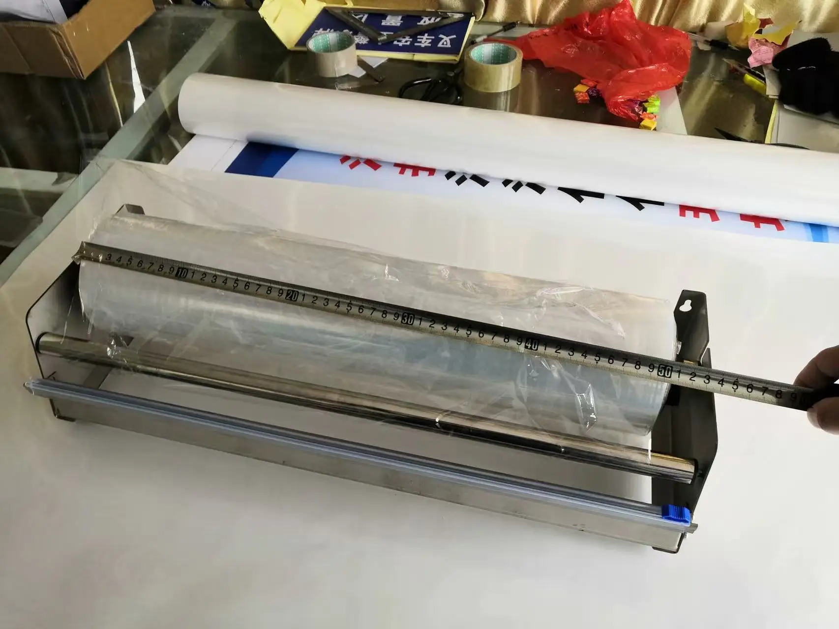 

​​Pallet Stretch Wrap Machine - Industrial Packing Tool with Film Dispenser for Warehouse/Retail/Food Delivery Use​