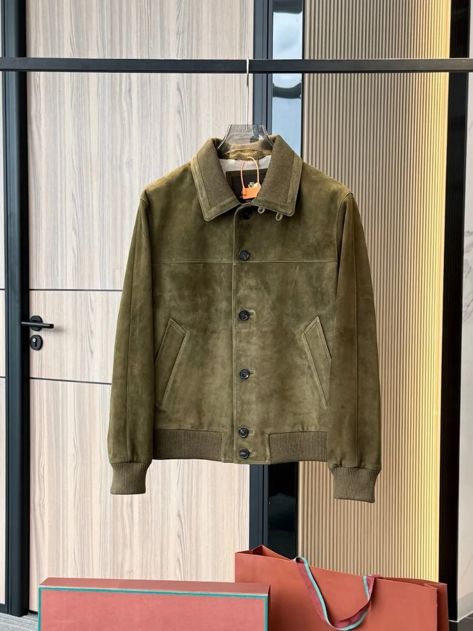 Mens Suede Pilot Jacket 2026 Winter New Turn Down Collar Button Design Slim Fit