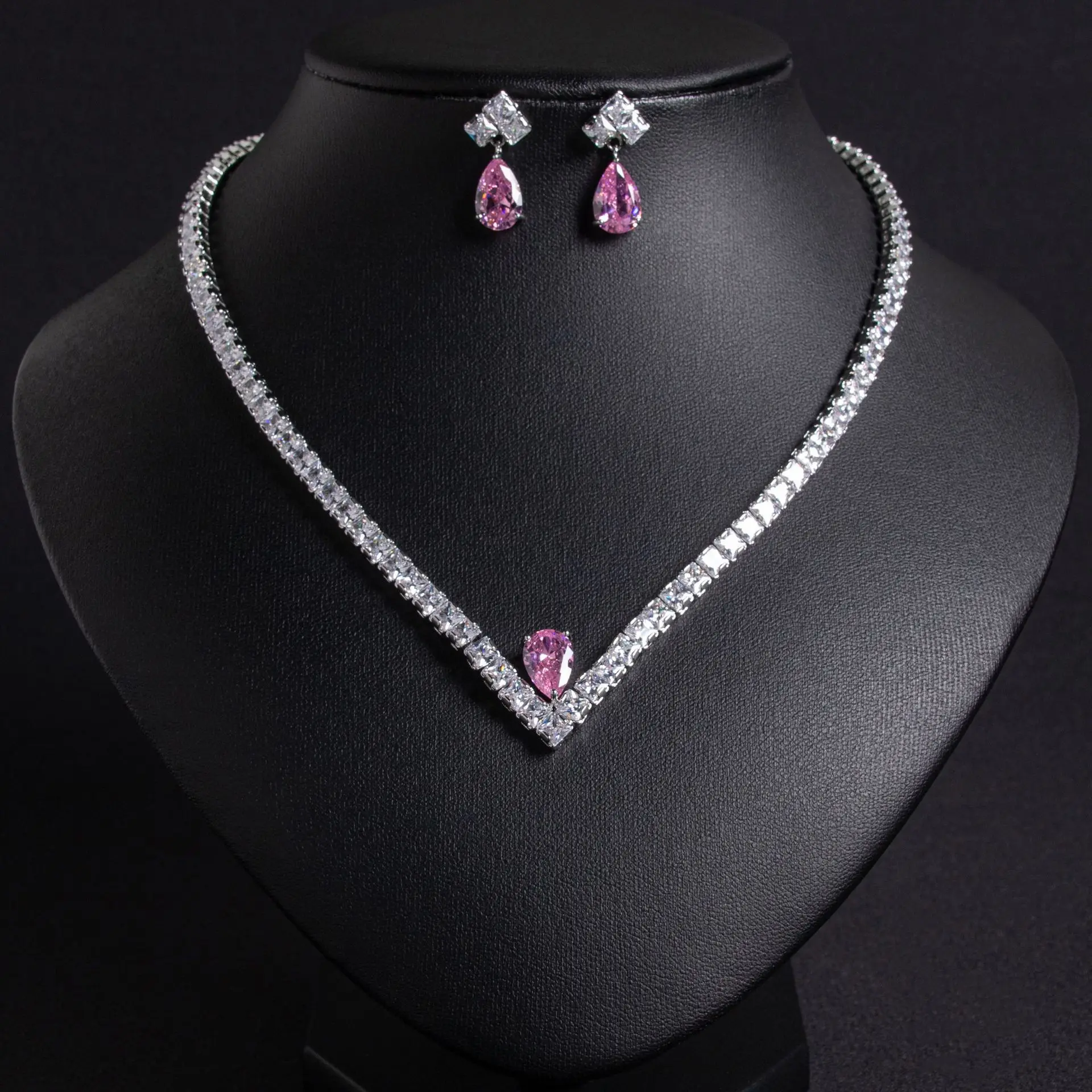

Temperament simple and versatile bride wedding zircon necklace earrings set wedding dress banquet annual meeting ins jewelry