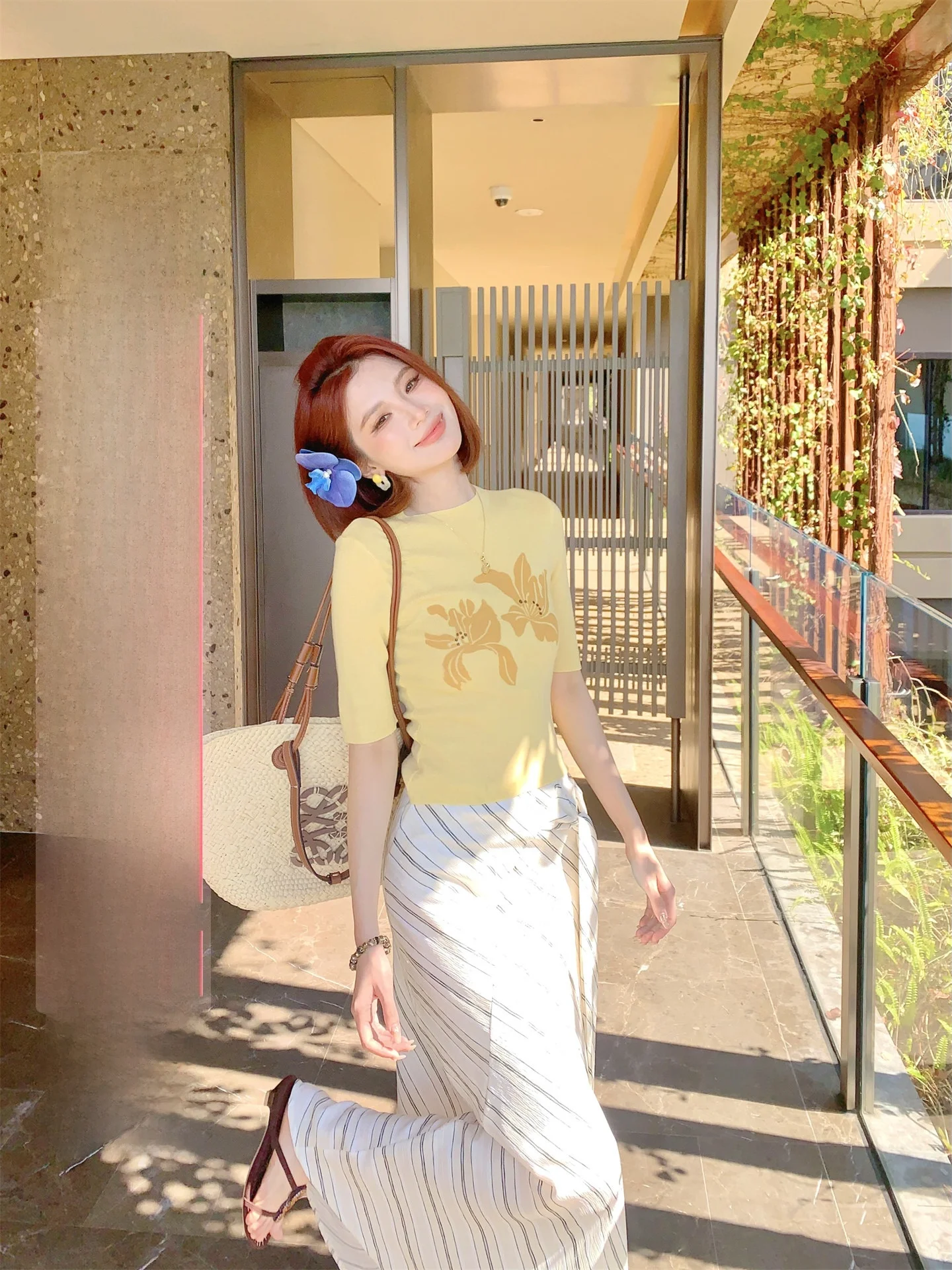 

Мягкий и нежный женский вязаный топ с вышивкой, в стиле «Чайный аромат», весенняя новинка, модный, универсальный, в стиле «Сырная тематика»