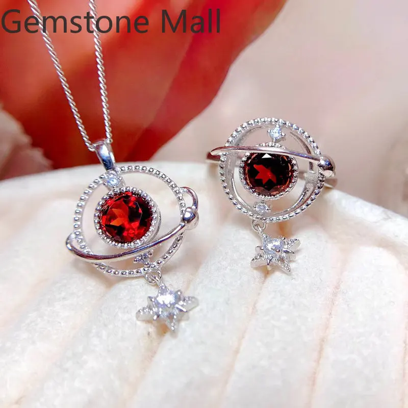 

Design Style 925 Silver Gemstone Jewelry Set for Young Girl 6mm VVS Grade Natural Garnet Ring and Pendant with Gold Plating