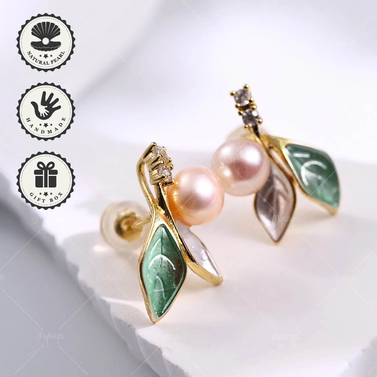 

Серьги-гвоздики Mysoya с натуральным розовым пресноводным жемчугом 6–7 мм и золотистыми листьями, подарок на День святого Валентина или день рождения для нее