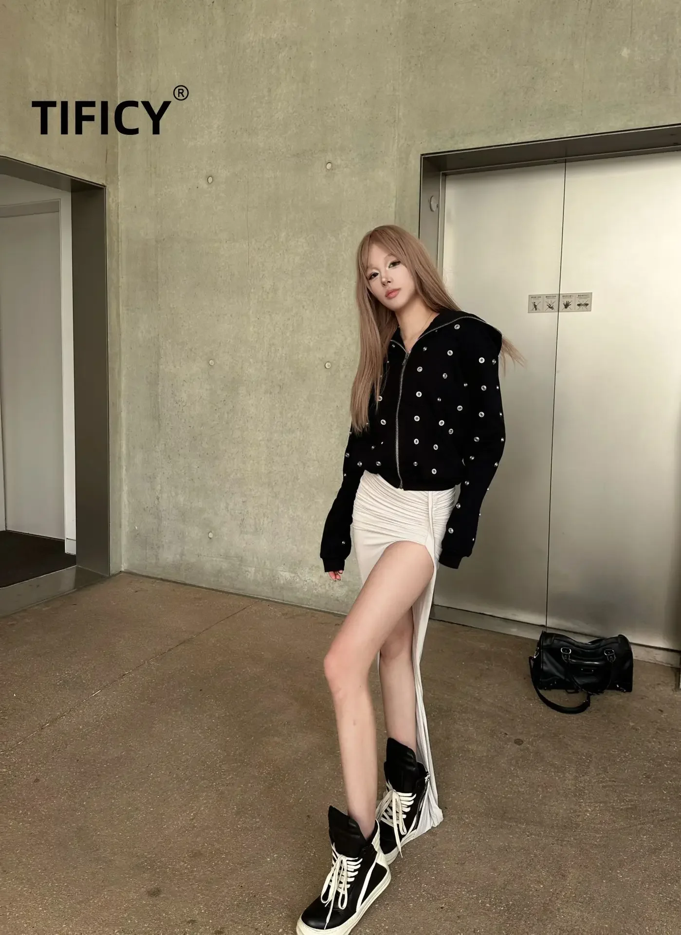 Hooded Sweatshirts Dark Women's winter High Street Style Multi Button Willow Nail Decoration Zip Up Hoodies Sweatshirt Jacket