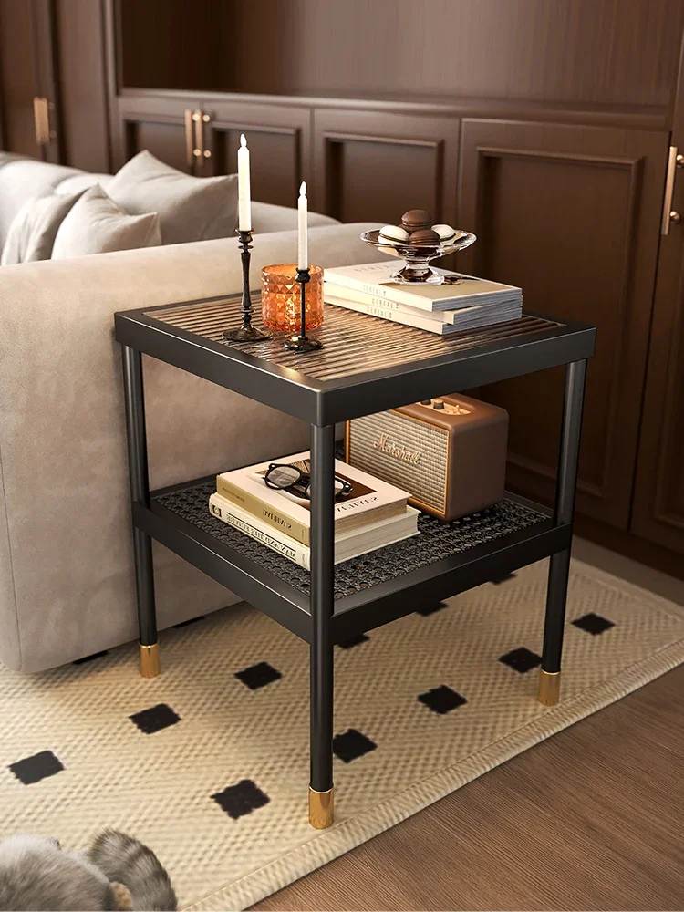 

Столик для дивана, небольшой журнальный столик, гостиная, бытовая, простая прикроватная полка, настенный столик, передвижной боковой шкаф