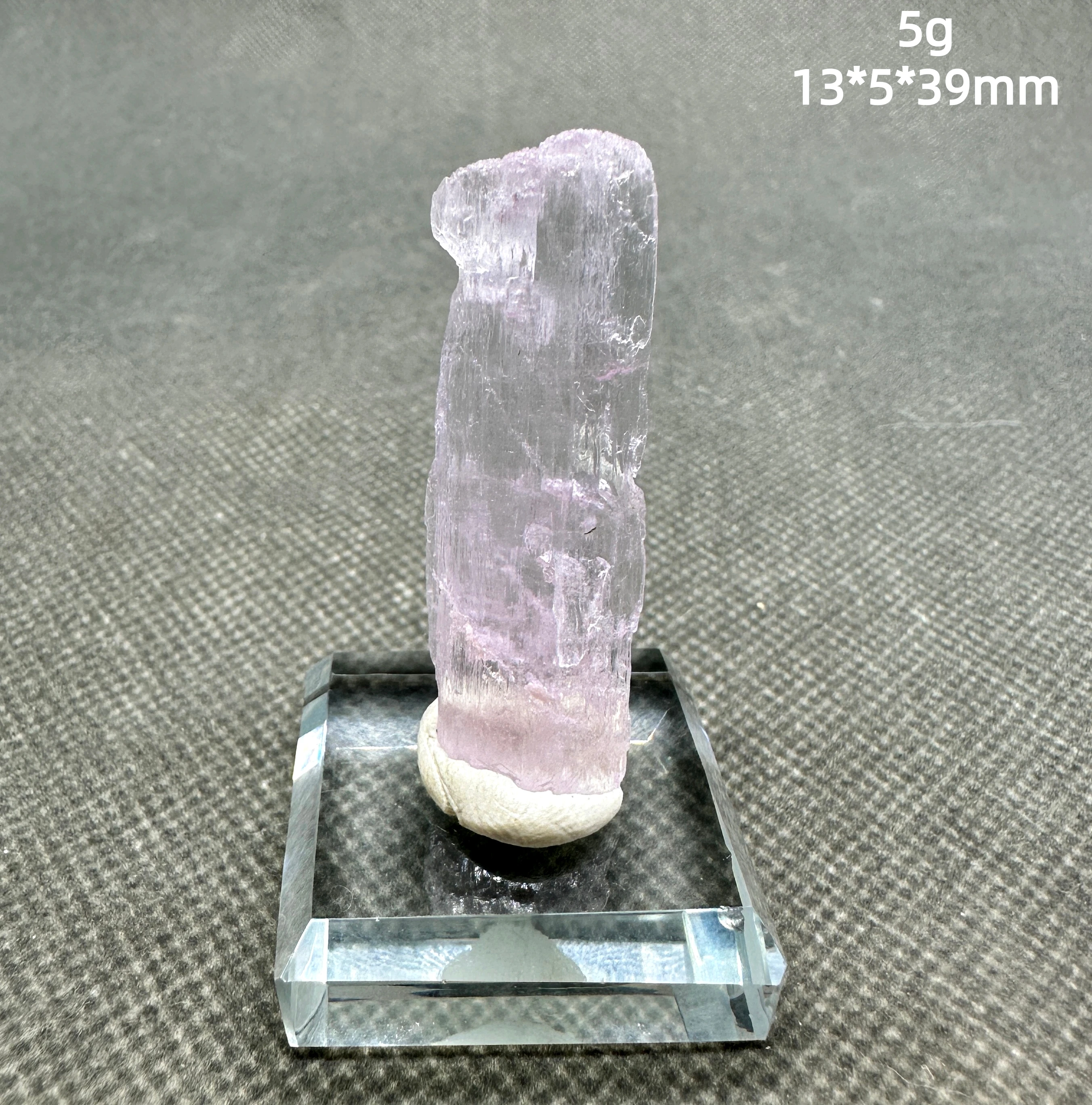 

5 г натурального пакистанского кунцита (сподумена) + целебные кварцевые кристаллы и камни, драгоценные камни