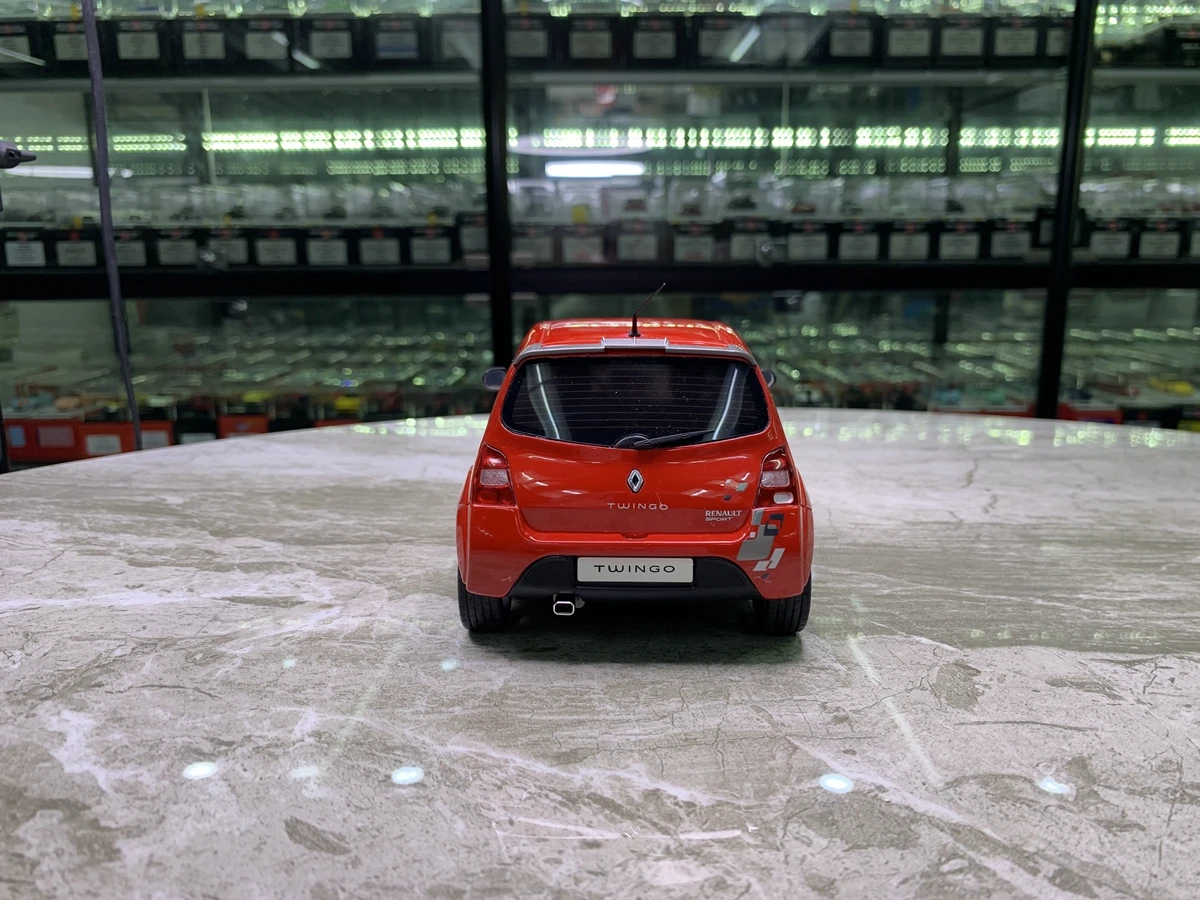 OTTO 1:18 TWINGO RS المرحلة 1 الأحمر 2008 محاكاة طبعة محدودة الراتنج المعادن ثابت سيارة لعبة مجسمة هدية #5