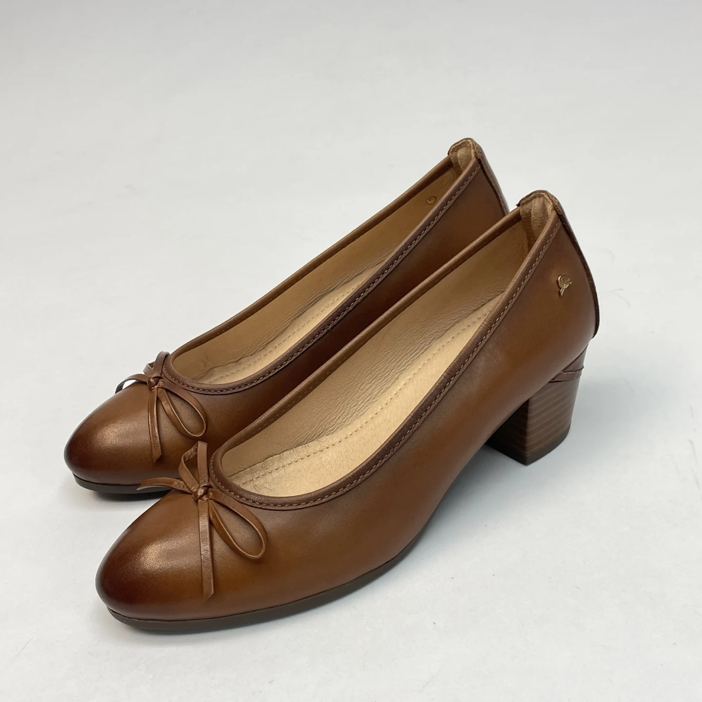 

Women Leather Block Heel Pumps Decorative Bow Comfortable