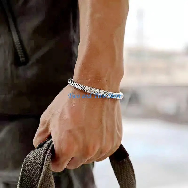 

HX6F Adult Size Openable Bracelet Featuring Six Character Mantra Retro Hand Chain