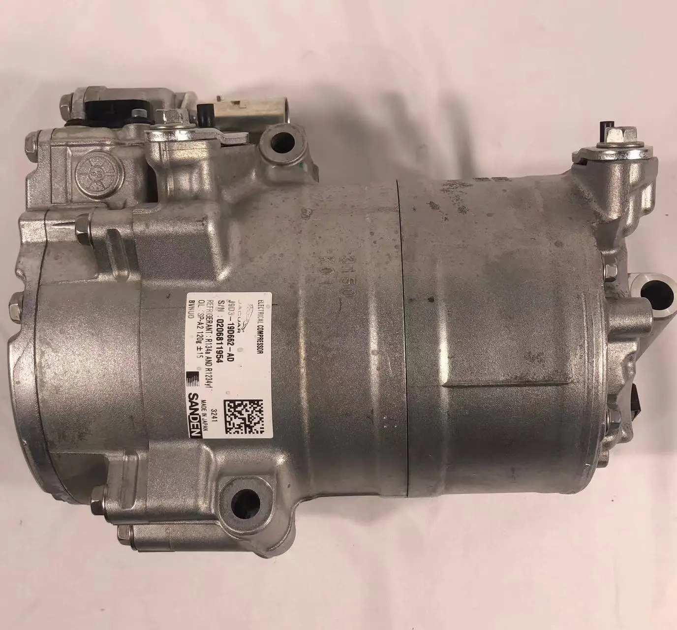 For Jaguar I-PACE air conditioning compressor