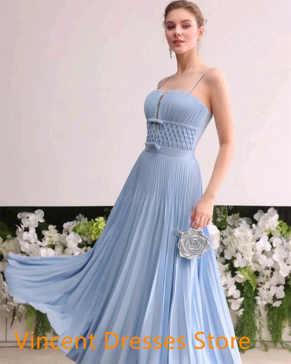 맞춤형 패션 블루 쉬폰 연예인 가운 우아한 Strapless 스파게티 스트랩 보우 셔링 지퍼 백 Vestido De Noche