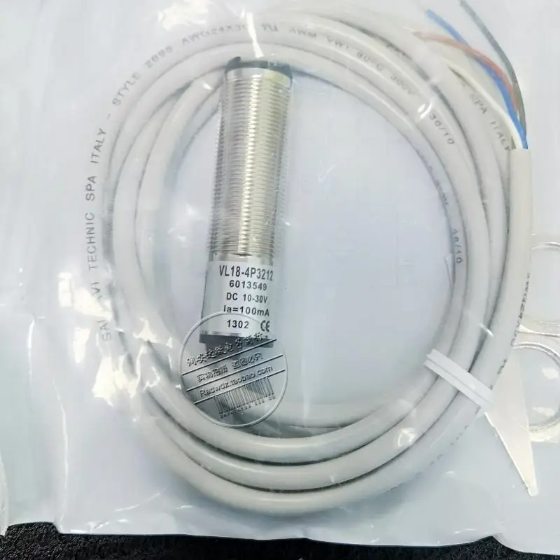 SICK VL18-4P3212 Photoelectric Sensor PNP Open-Closed 4-Wire Adjustable 12-24VDC Optical Switch for Automation Systems