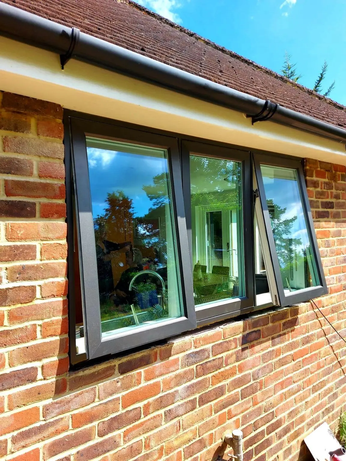 Modern Aluminum Frame Casement Glass Windows Thermal Break Aluminium Back Yard Kitchen Swing Opening Window Customized Design