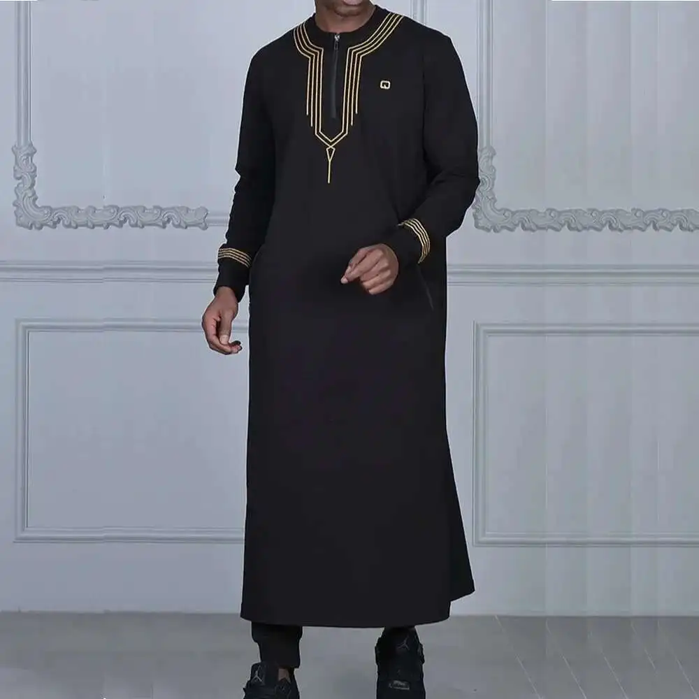 

2025 New Arab Robe with Middle Long Sleeve Embroidered Black Men's Muslim Robe