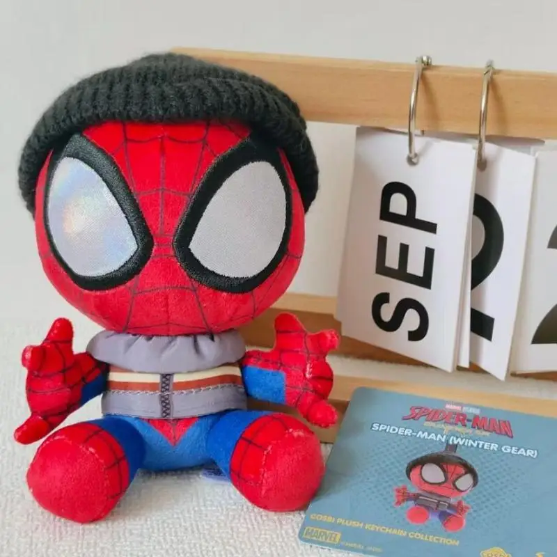 Hot Toys COSBI Spider-Man Keychain Blind Box Superhero Plush Pendant Collectible Ornament Trendy Gift