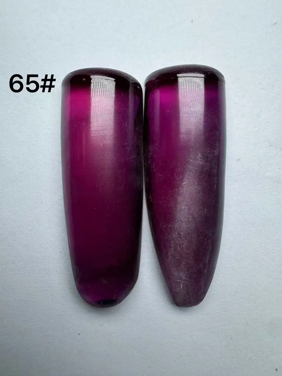 Color sapphire blue corundum raw stone can be cut and polished into finished products