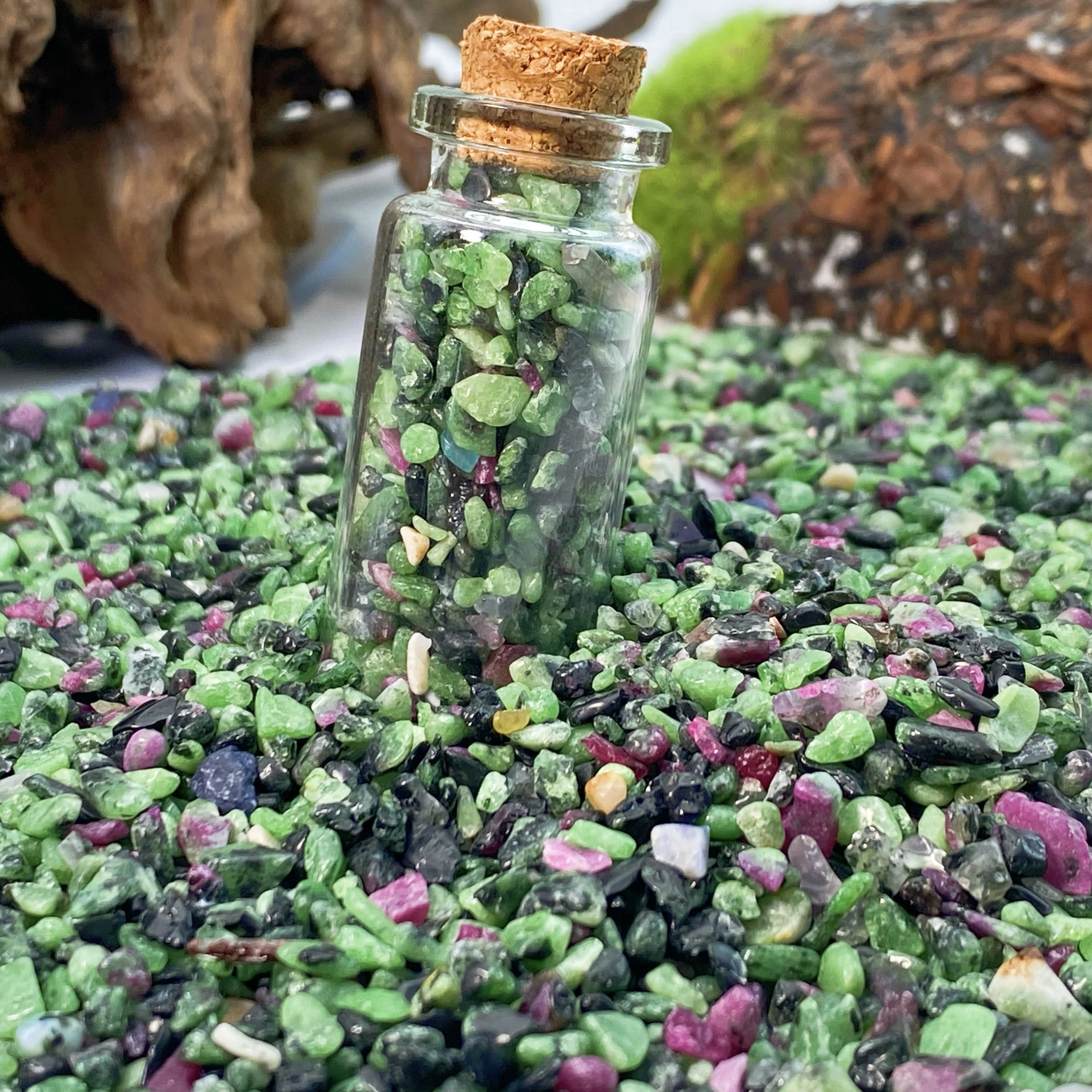 50g/100g/bag Natural Stone Ruby in Zoisite Material Crystal Stone Chips Ore Minerals Reiki Specimen Gemstones Aquarium Decor
