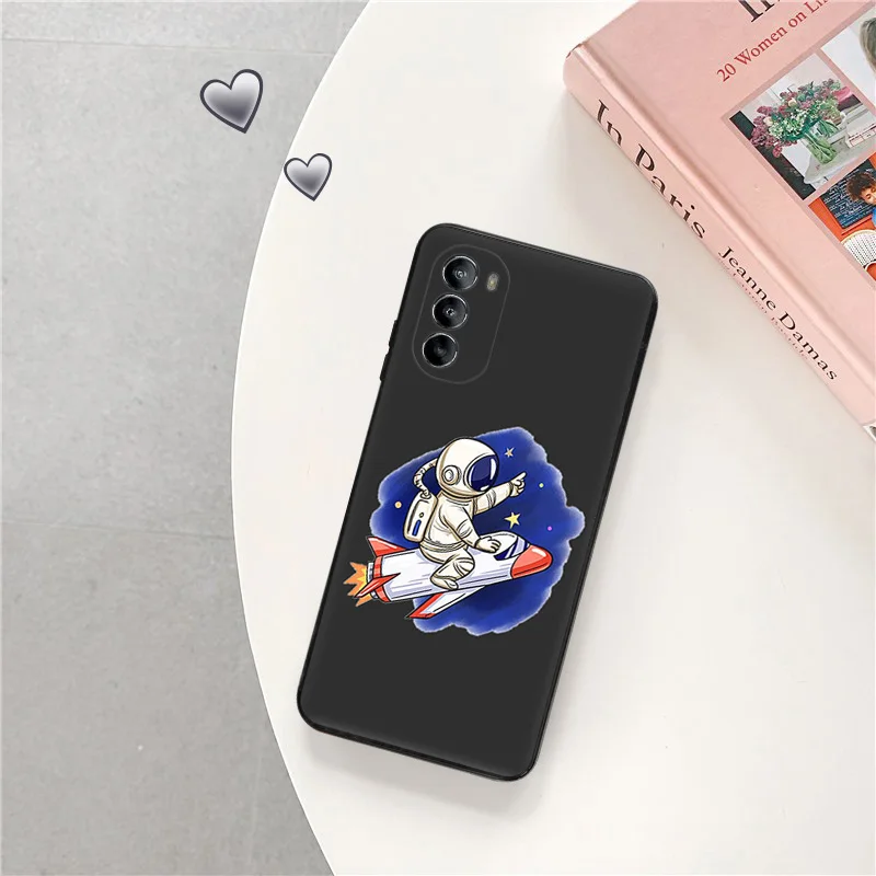 Ultra Thin Black Phone Case for Motorola G9 Edge 20 30 40 G50 G51 G60 G71 G22 G32 G52 G72 G53 G73 Girl Cartoon Astronaut Cover